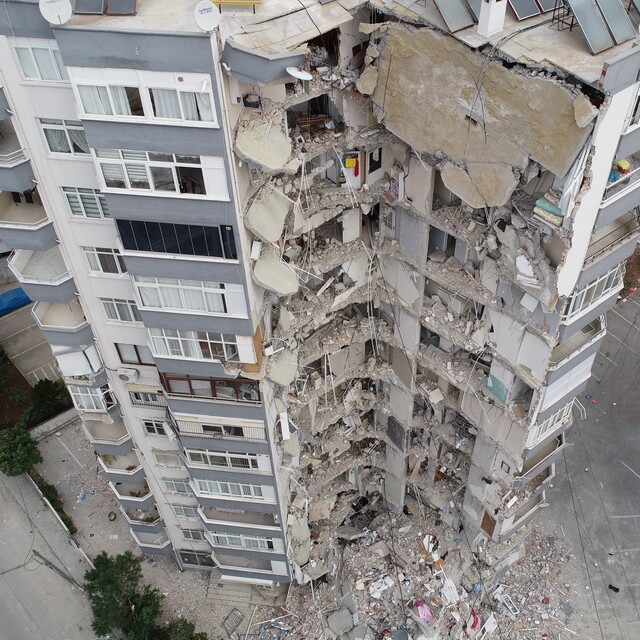 Deprem travmasına dikkat! Bu belirtiler varsa...
