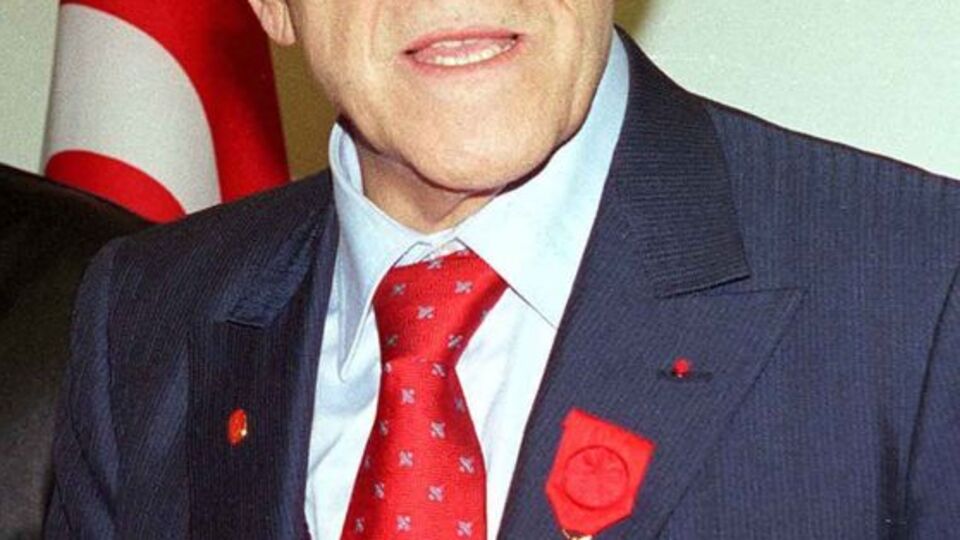 Sakıp Sabancı, kabri başında anıldı 