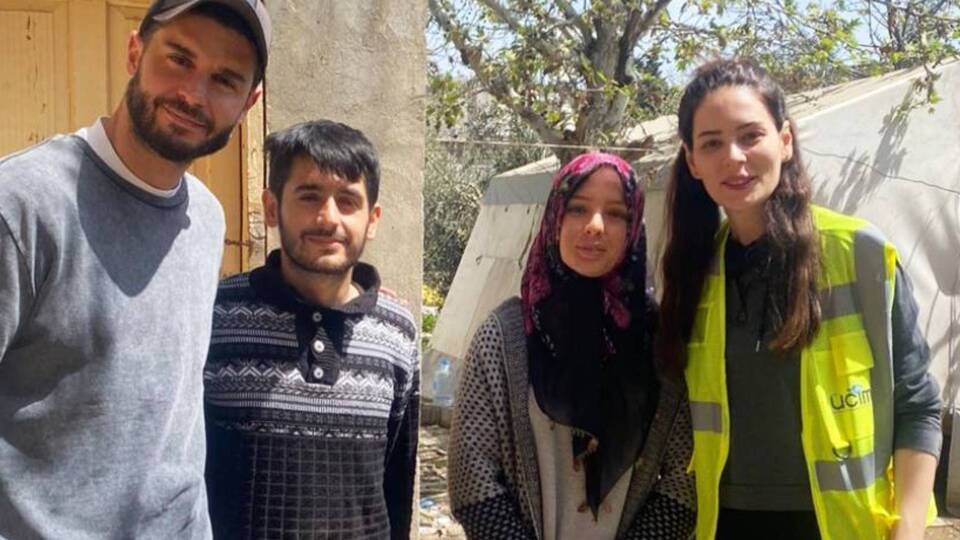 Depremzedeleri yeniden ziyaret etti