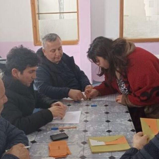 İle bağlı köy referandumla beldeye geçti