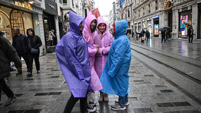 Sağanak yağış uyarısı! Bu bölgeler dikkat