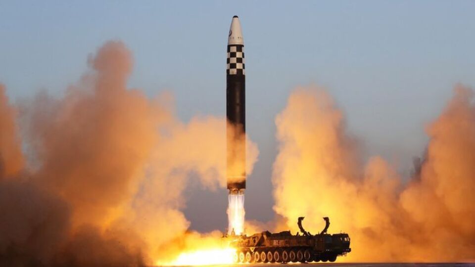 Kuzey Kore füze denemesi yaptı, Japonya alarma geçti