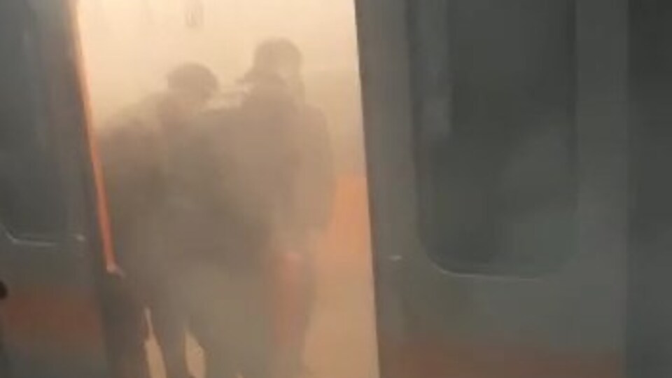 İstanbul'da metroda panik! Acil durum anonsu yapıldı