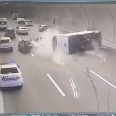 Adliye çalışanları tüneldeki kazada ölümden döndü!