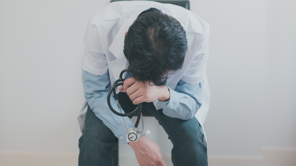 Sağlıkta şiddet araştırıldı! Hekimlerin yüzde 84'ü sözel şiddete maruz kalıyor