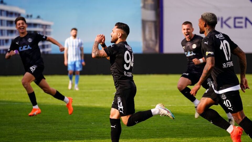 Manisa 3 golle kazandı