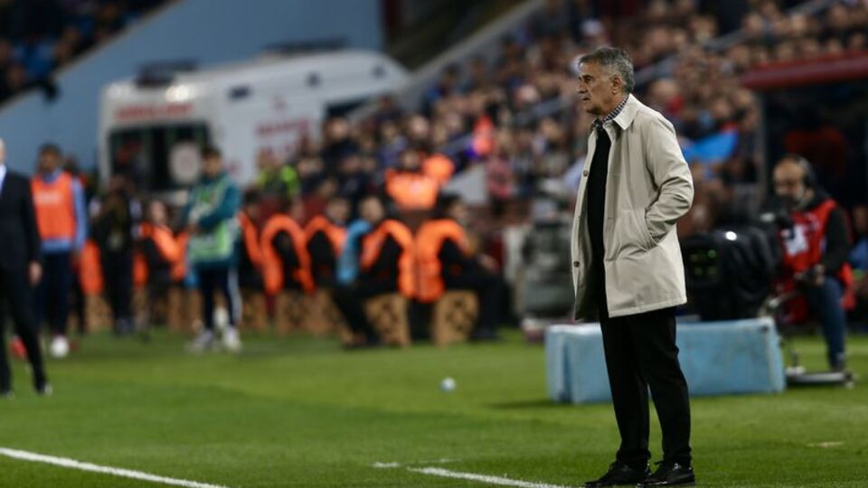 Şenol Güneş'ten iki isme eleştiri!