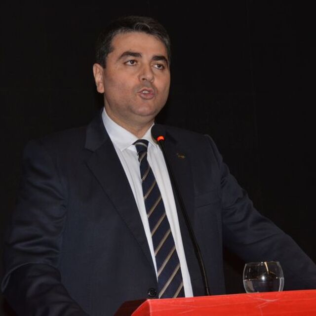 Uysal: Bir tarihi kavşağa doğru ilerliyoruz