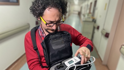 Oğlunun doğduğu gün çifte bayram yaşadı!