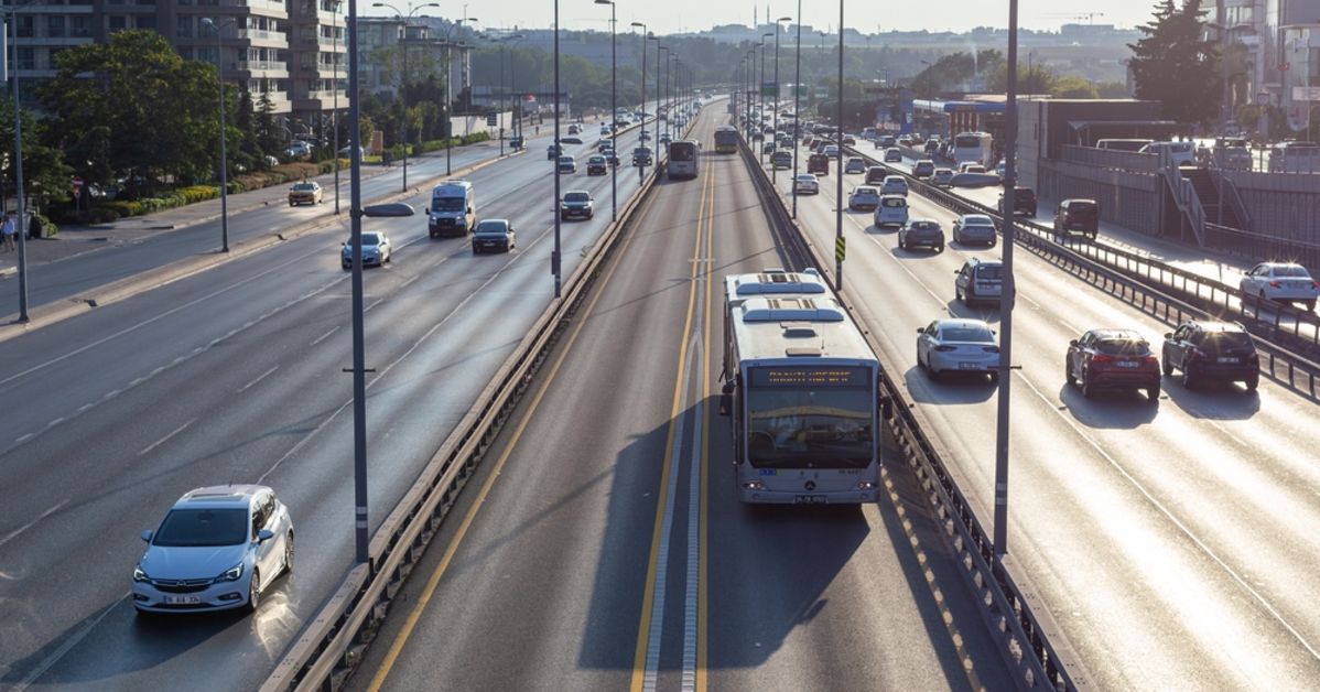 İstanbul Metrobüs Durakları ve Güzergahı 2025