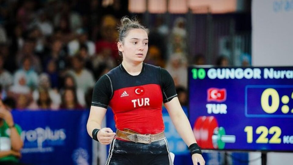 Avrupa Halter Şampiyonası'nda 4 madalya