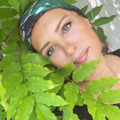 Ünlülerden mesaj var