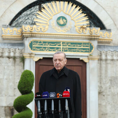 Cumhurbaşkanı Erdoğan'dan bayram namazı sonrası açıklama... "Mitinglere ağırlık vereceğiz!"