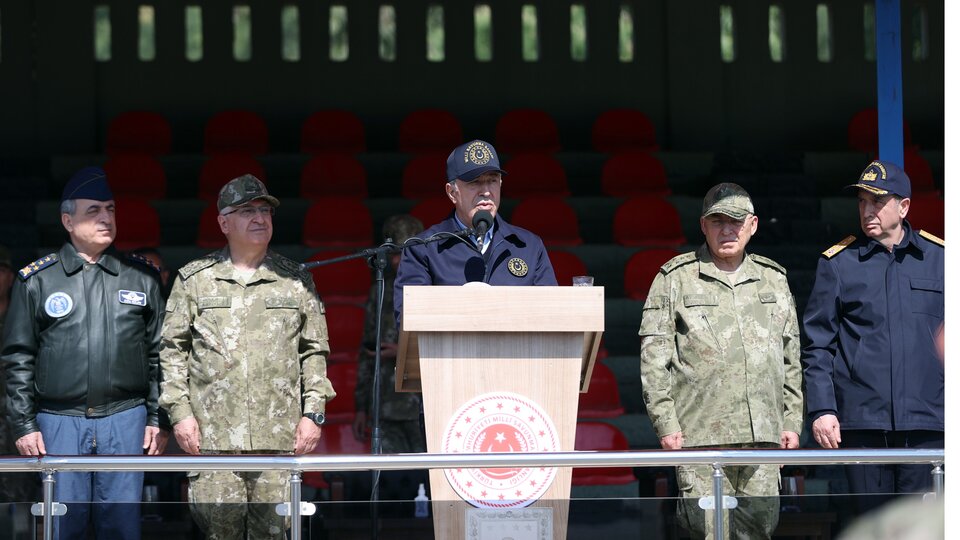 Bakan Akar'dan Altay tankı açıklaması