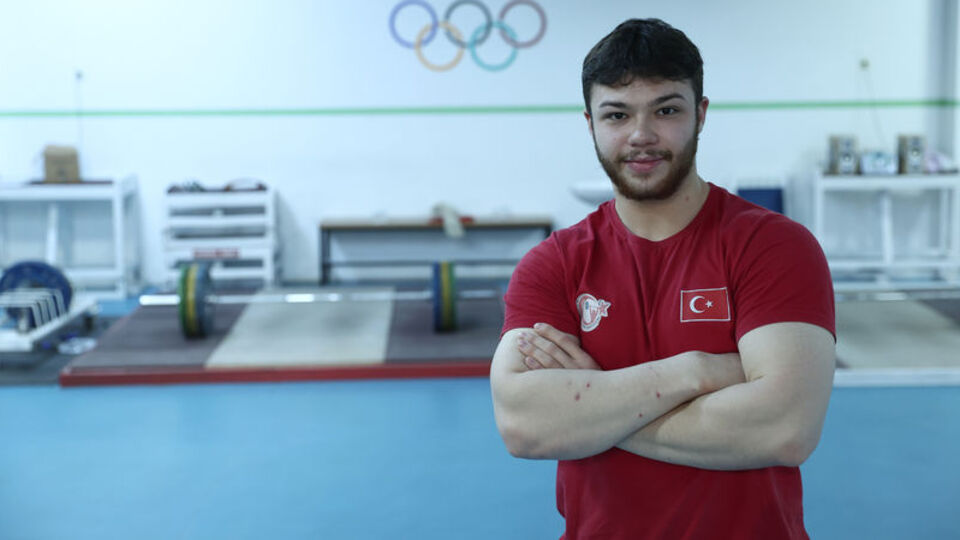 Hakan Şükrü Kurnaz'dan gümüş madalya!