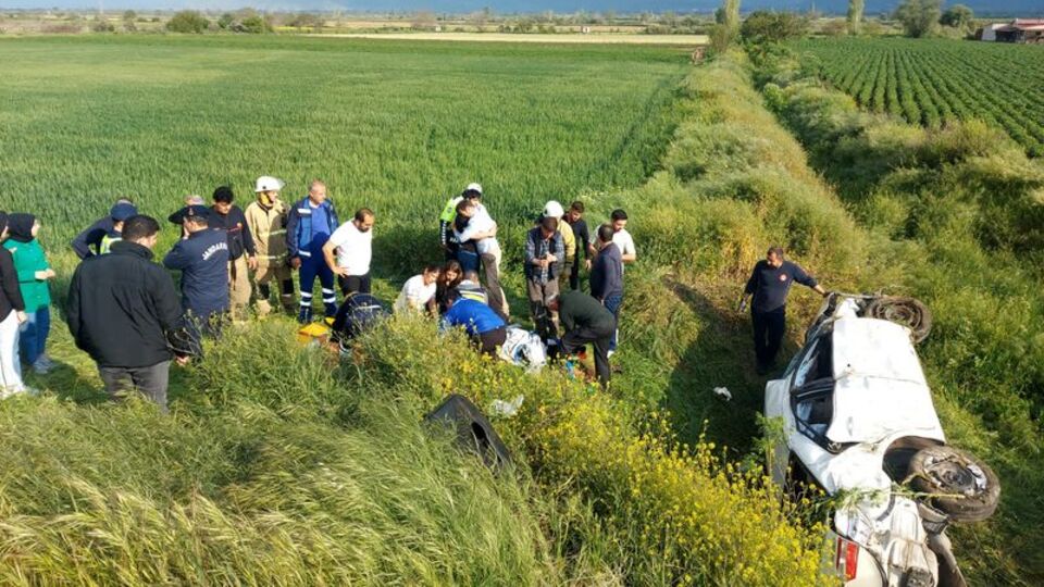 İzmir'de feci trafik kazası