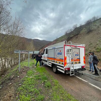 3 kişi otomobille nehre düşmüştü! Kahreden arayış!