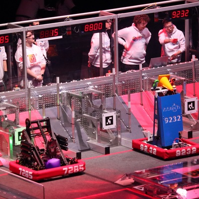 Liseden dünyaya açılan teknoloji