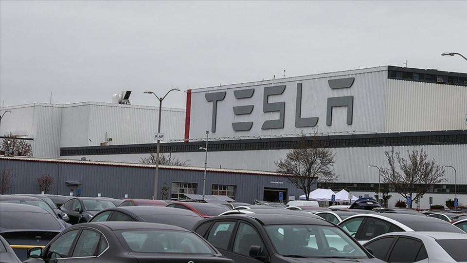 Tesla, ABD'de 2 modelde fiyat yükseltti