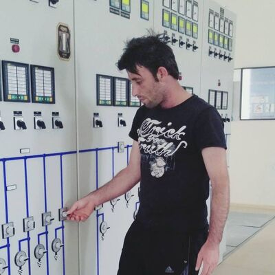 Okul müdüründen 'minnet borcu' savunması