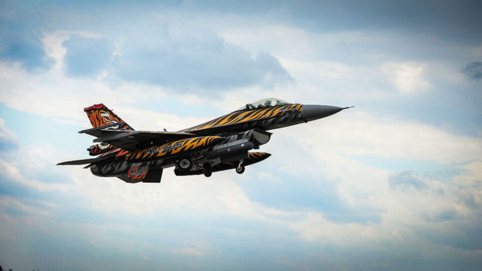 Akar: Suriye ve Irak'ta 4 günde 21 terörist öldürüldü!