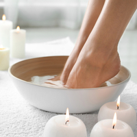 Ayaklarınızı sirkeli suda bekletin sonra ne olduğunu görün!