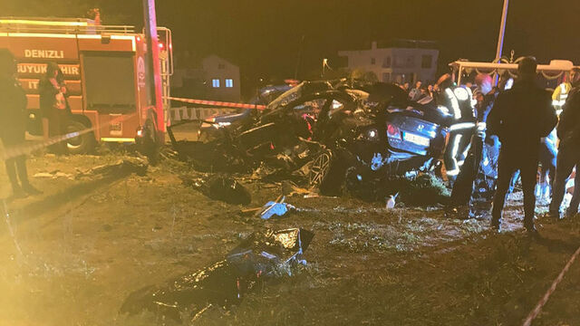 Denizli'de feci kaza: 4 ölü, 3 yaralı