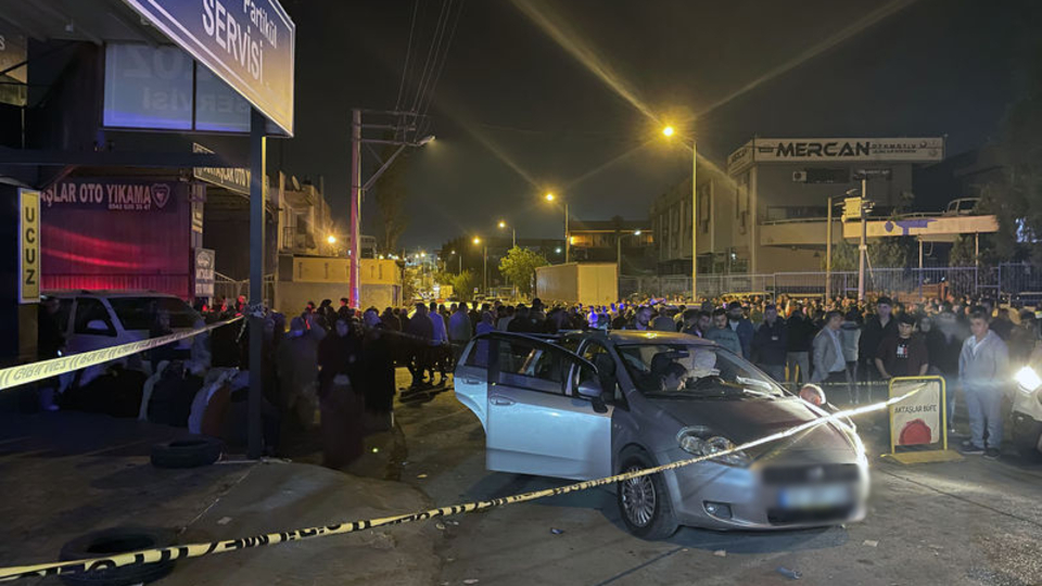 Ehliyetsiz sürücü kaza yaptı: 1 ölü, 2 yaralı