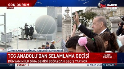 TCG Anadolu İstanbul Boğazı'nda