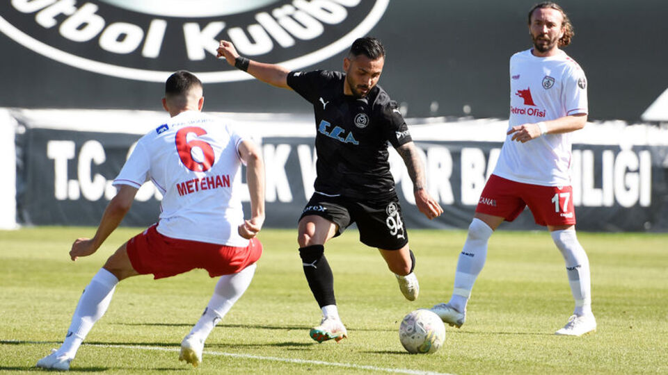 İlk yarı Altınordu ikinci yarı Manisa!