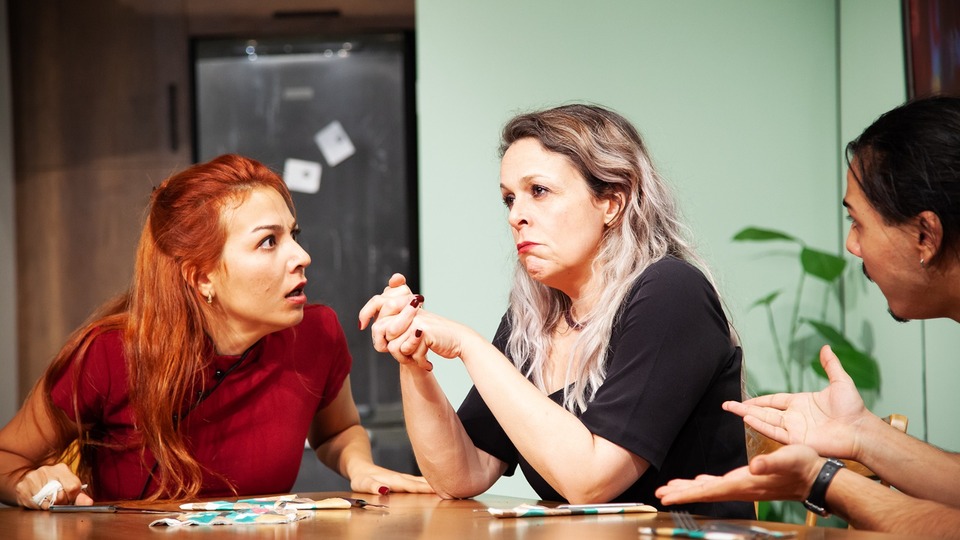 'Paraya Hayır' Şehir Tiyatroları'nda