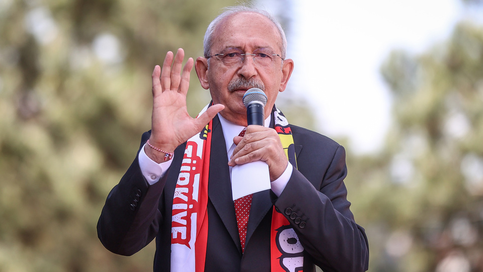 "Artık fakirle fukarayla alay ediyorlar"