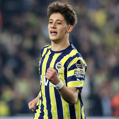 Avrupa'da manşetlerde: Fenomen Bebek!