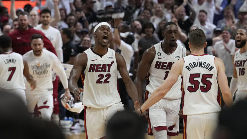 NBA'de Heat ve Knicks konferans yarı finalinde