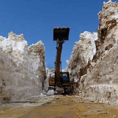 Hakkari'de nisan ayı sonunda şaşırtan görüntü!