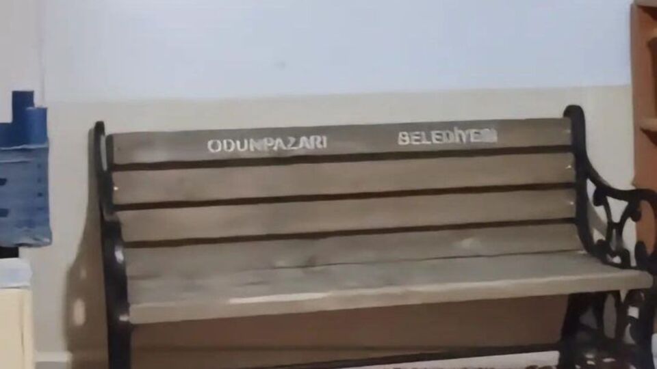 'Aşk acısı' diyerek bank çaldı... Belediyeden çağrı!