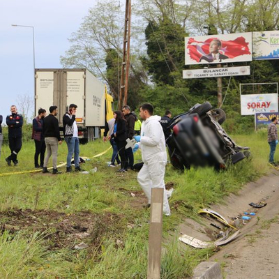 Cenaze yolunda feci kaza: 2 ölü, 3 yaralı