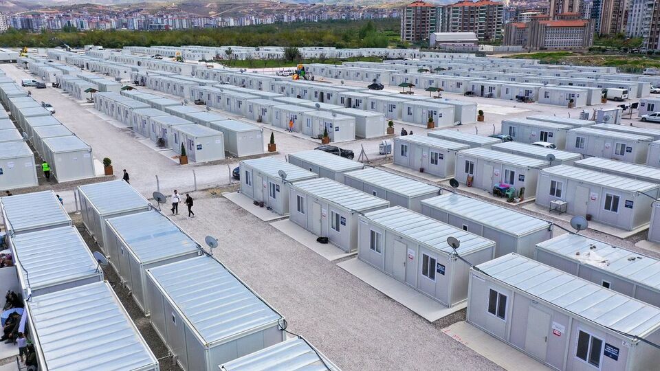 10 bin depremzedeye kalıcı yaşam alanı