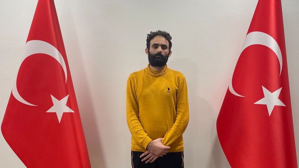 Terör örgütünün firari üyesi Rasim Akyol Türkiye'ye getirildi