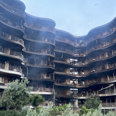 İzmir'de Folkart Sitesi'nde korkunç yangın! 7 kişi yaralandı