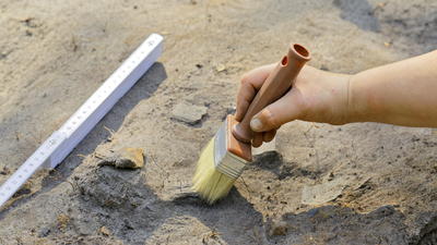 Japonya'da 1800 yıllık ahşap tören maskesi bulundu