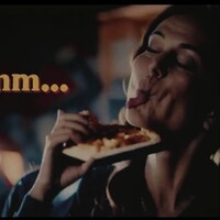 Yapay zekâ tarafından üretilen tuhaf reklam