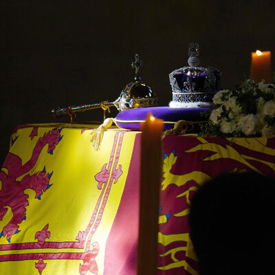Tarihi taç giyme töreninde neler olacak?