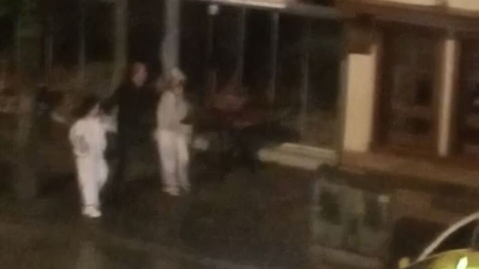 3 kadını dövüp zorla taksiye bindirdiler! "Pes" dedirten zorbalık!