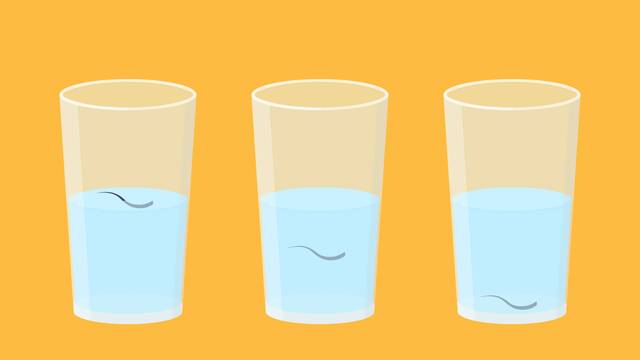 Saç tellerinizi suya bırakıp bekleyin... Batıyorsa işte sebebi!