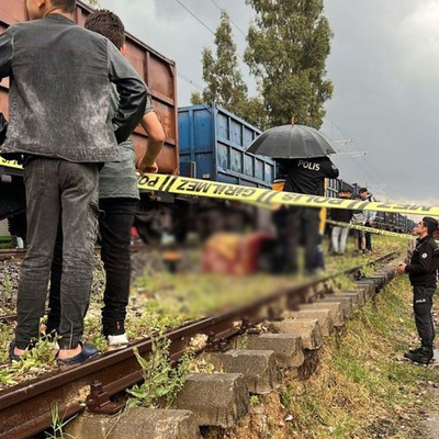 Trenin çarptığı 16 yaşındaki çocuk öldü