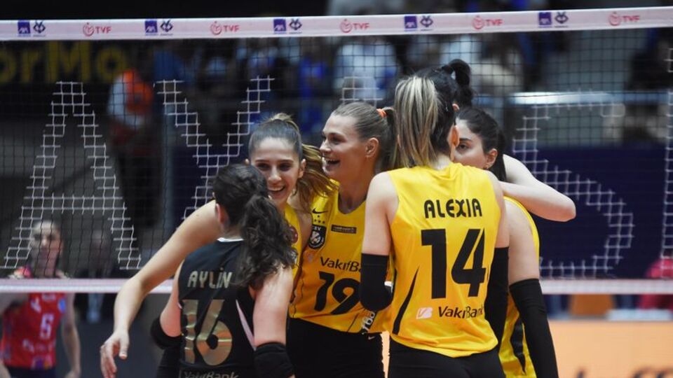 İlk finalist VakıfBank