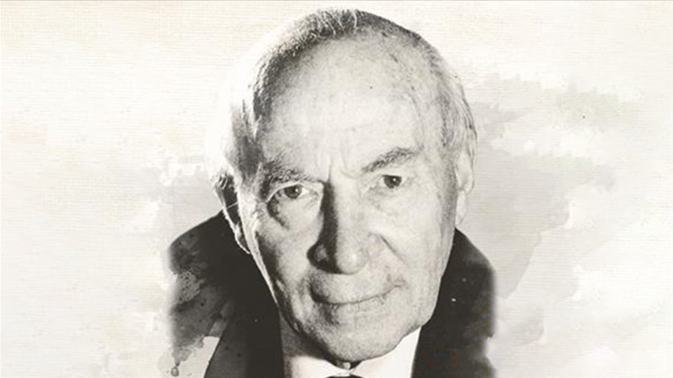 Türk sinema ve tiyatrosunun öncü ismi