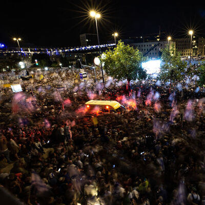 İsrail'de binlerce kişi yine meydanlarda!