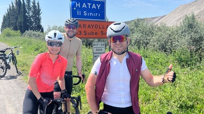 İstanbul'dan Hatay'a bisikletle gittiler